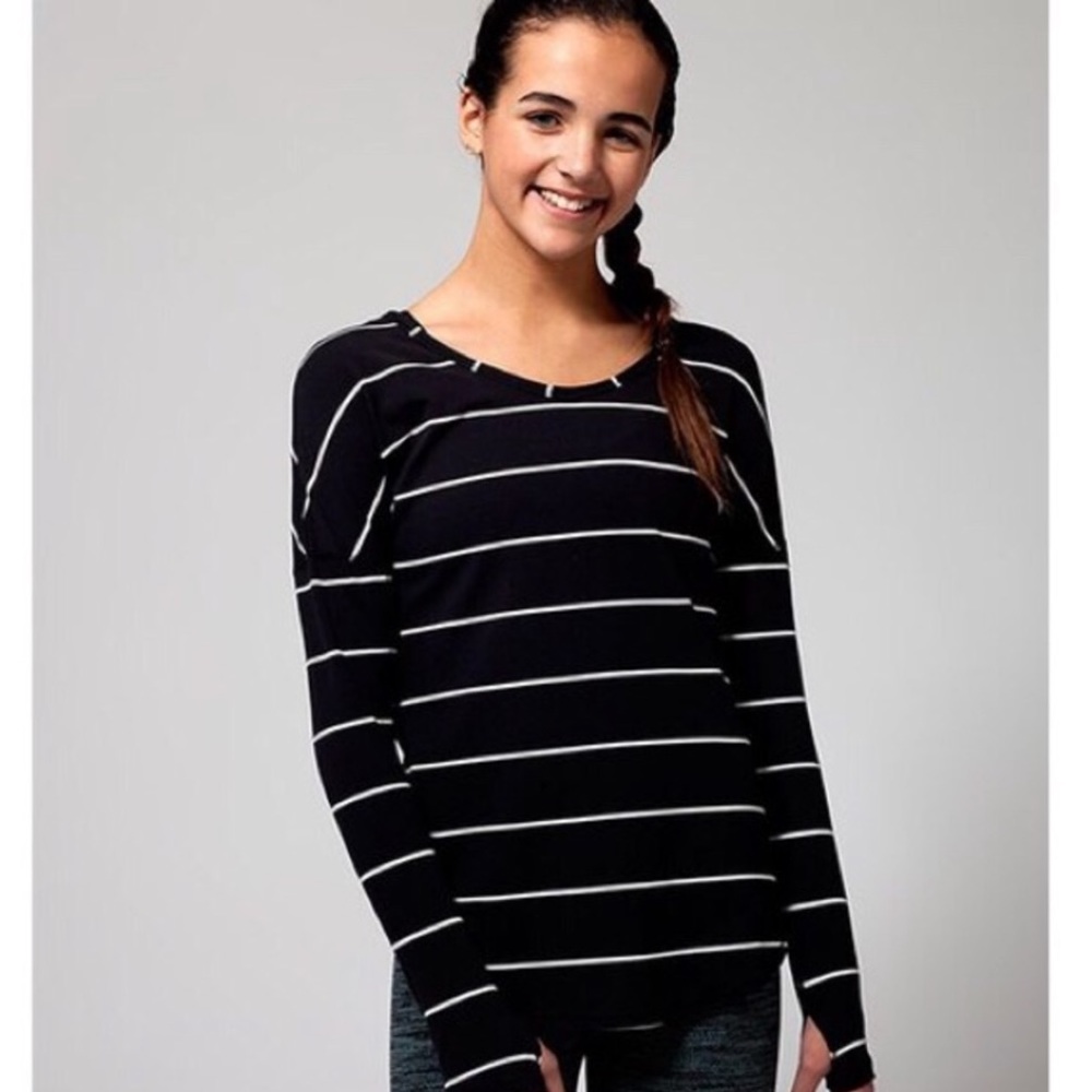 ivivvia striped hanover long sleeve top size 8!